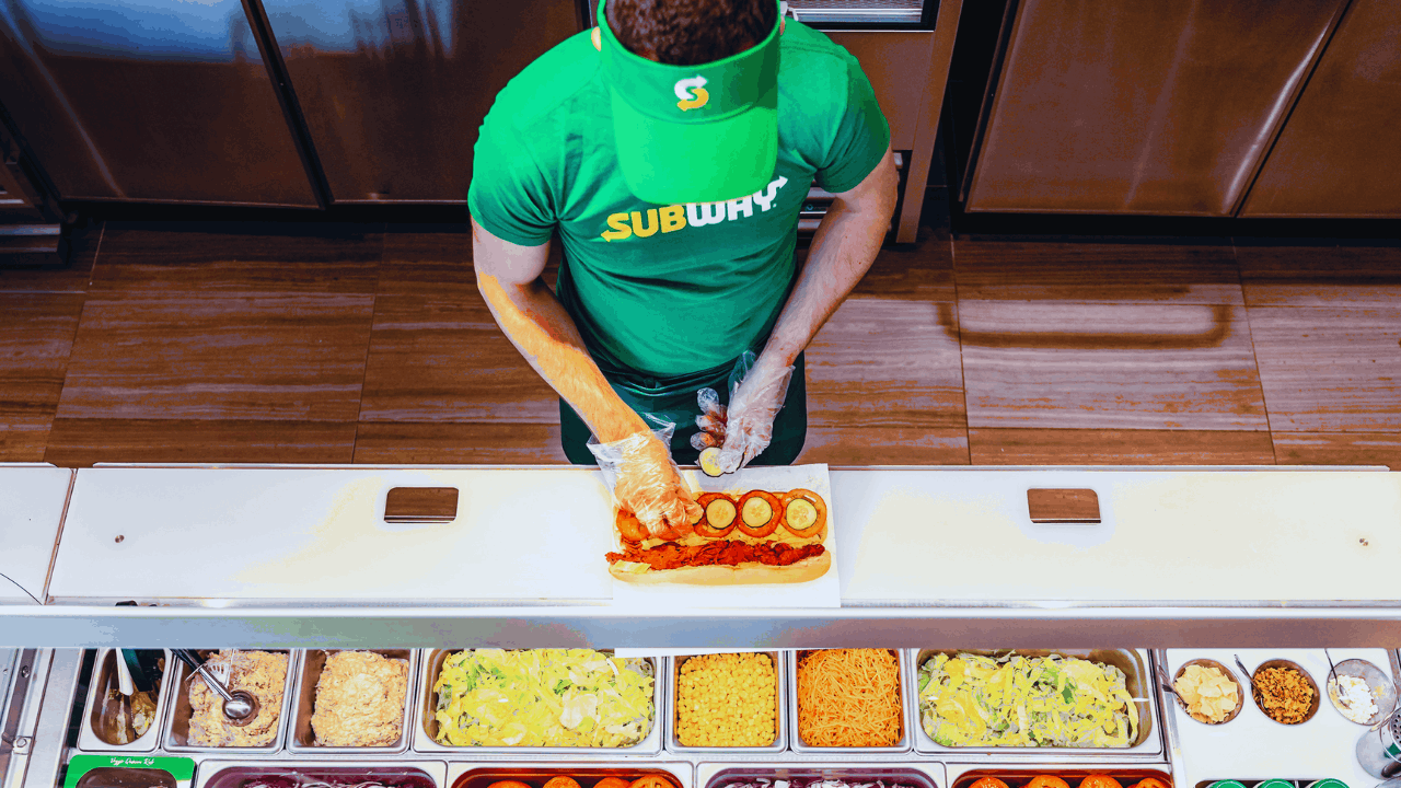 Carreras en Subway: Cómo postularse a empleos y comenzar a trabajar rápidamente