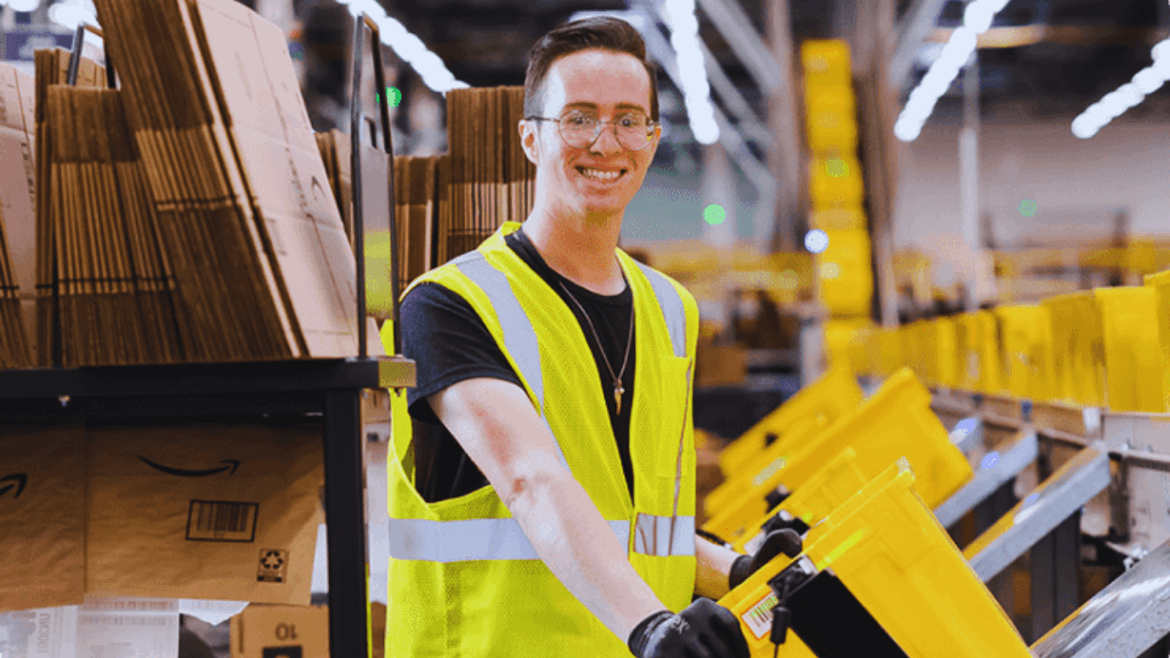 Empleos en Amazon: Cómo postularte, qué esperar y cómo conseguir el trabajo rápido