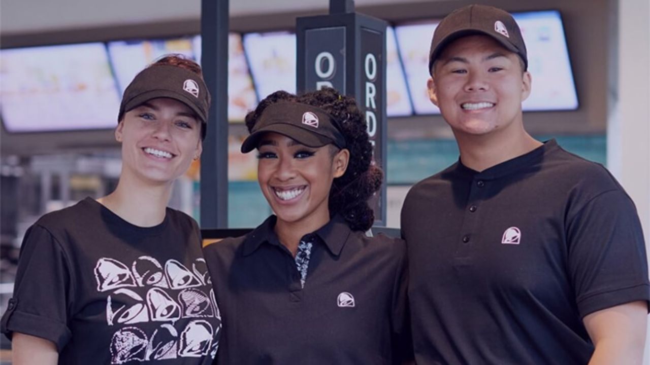 Taco Bell Jobs: How to Apply for Crew and Shift Leader Roles