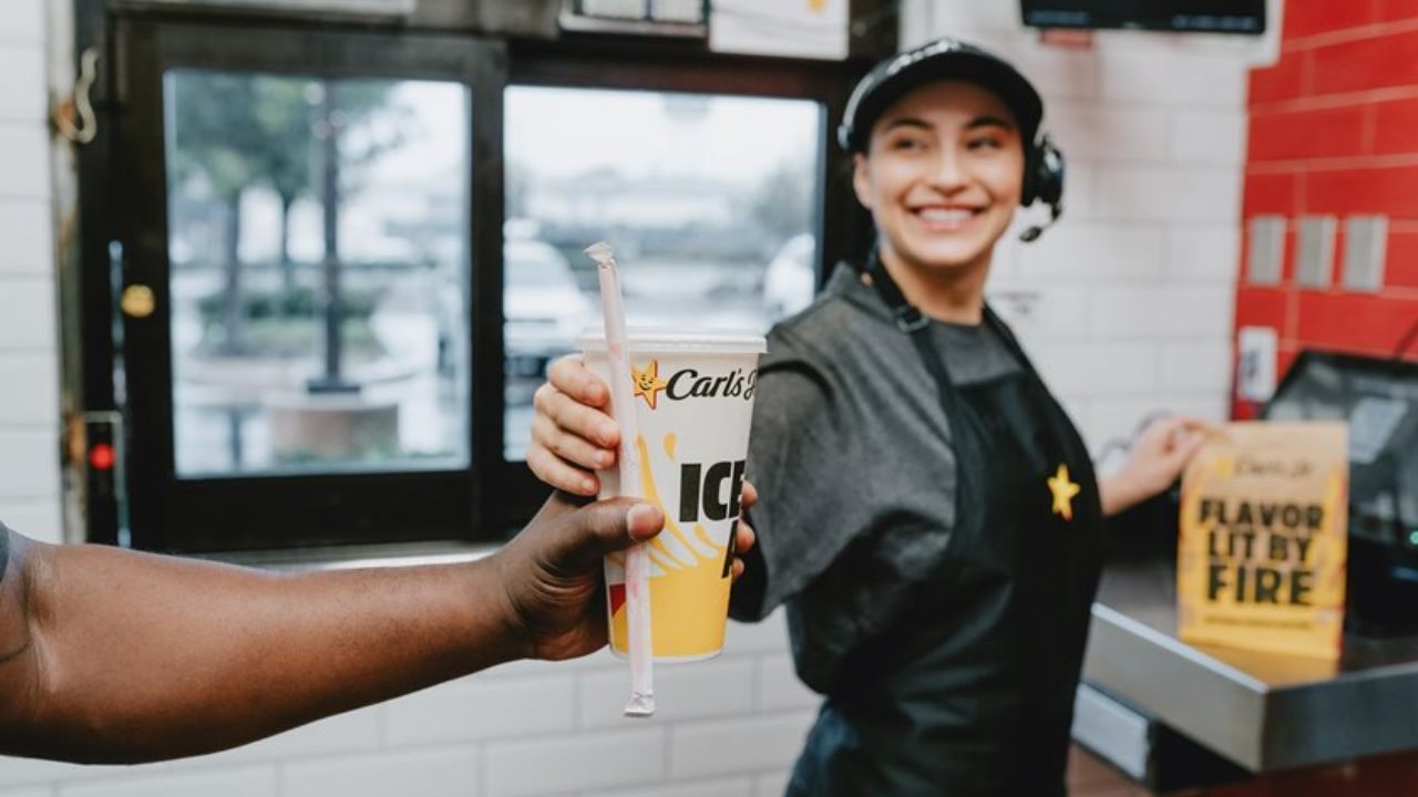 Carl’s Jr Jobs: How to Apply for Crew and Management Roles